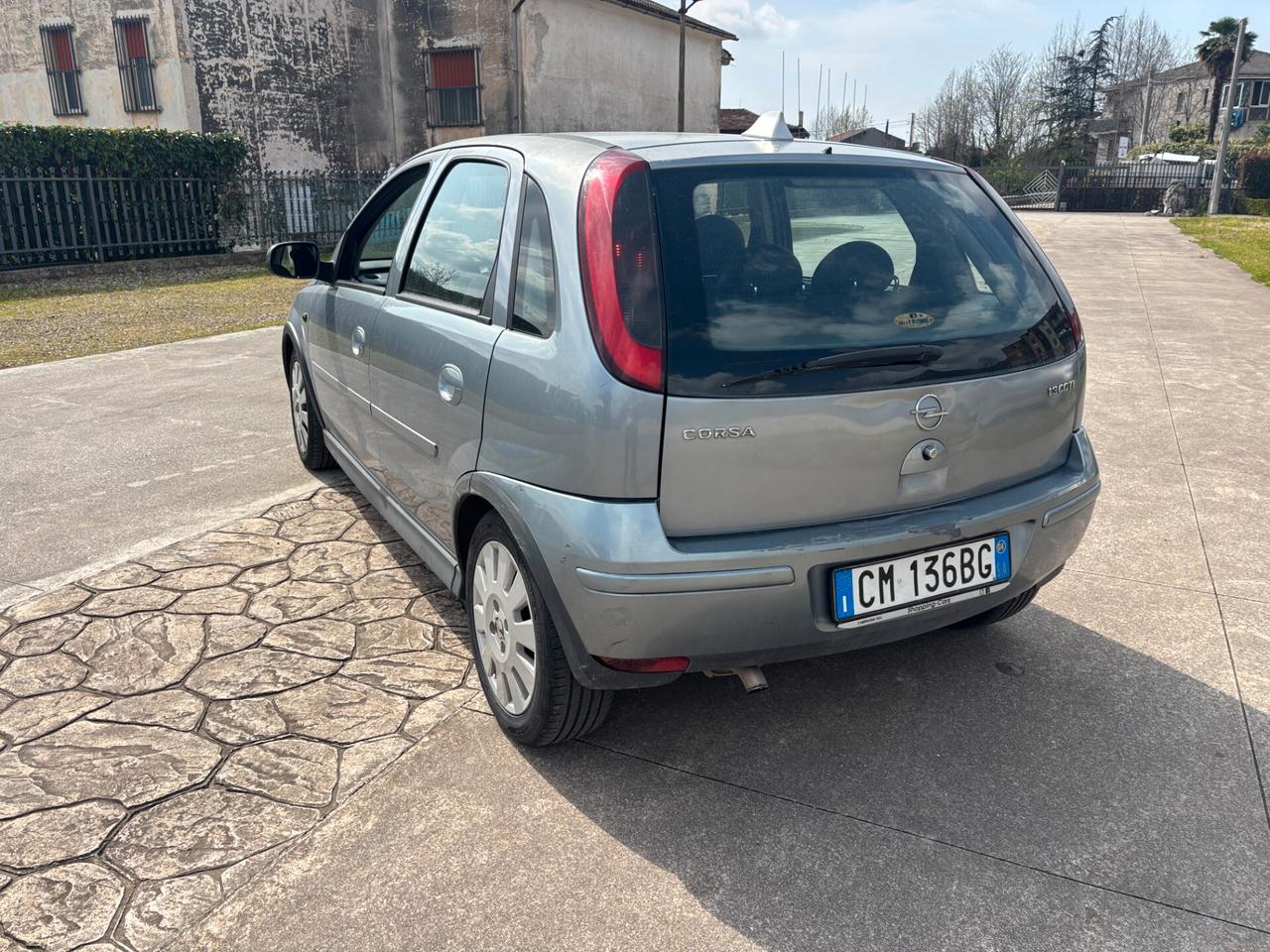 Opel Corsa 1.3 16V CDTI 5 porte Cosmo-2004