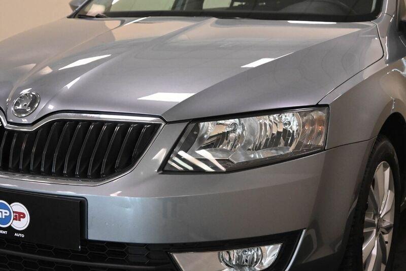 Skoda Octavia Octavia 1.6 TDI CR 105 CV Ambition