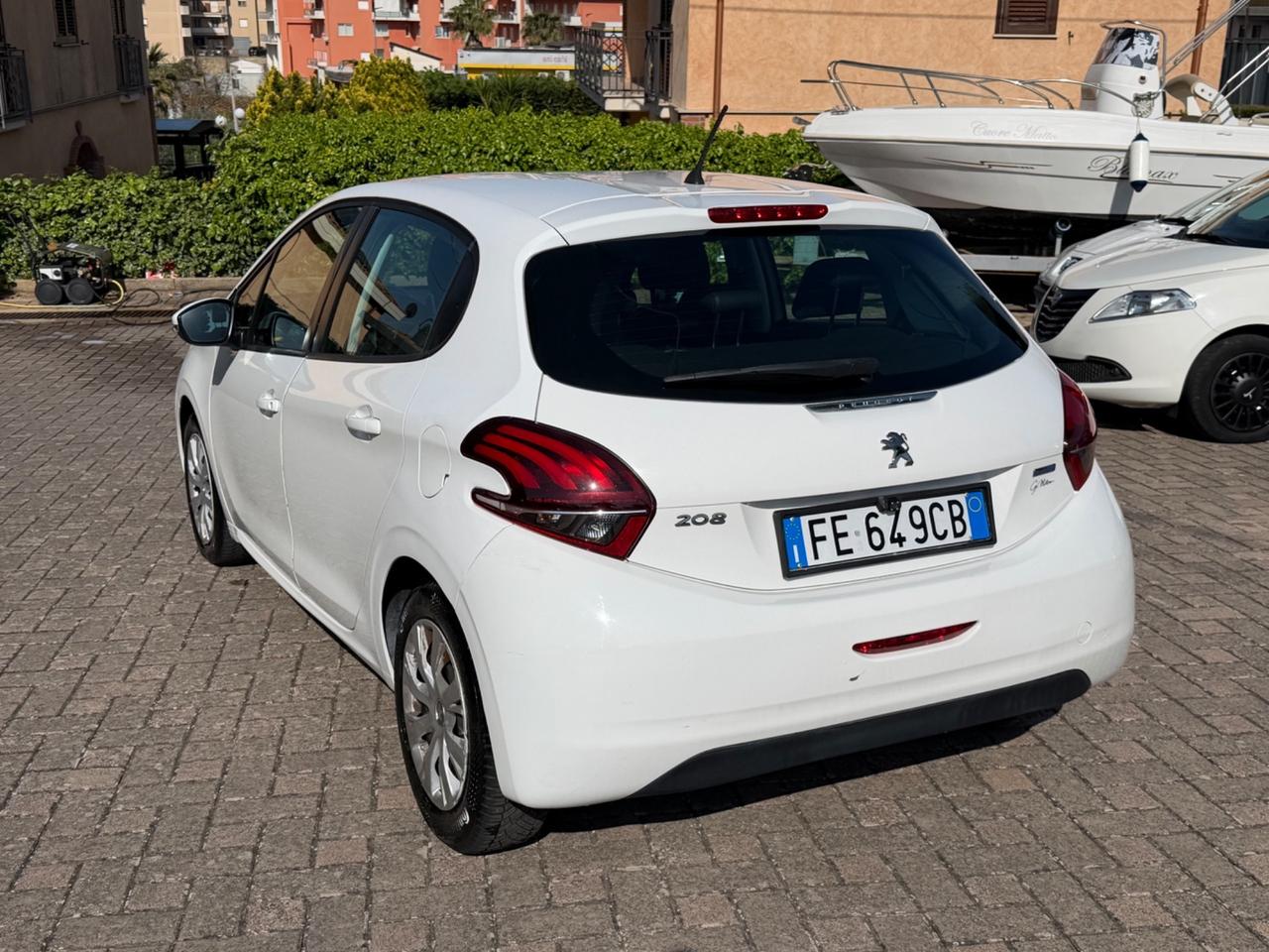 Peugeot 208 BlueHDi 75 5 porte Allure