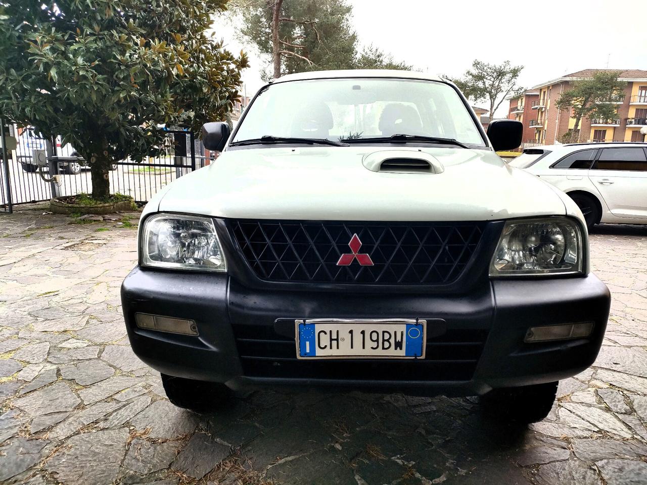 Mitsubishi L200 2.5 TDI 4WD Double Cab