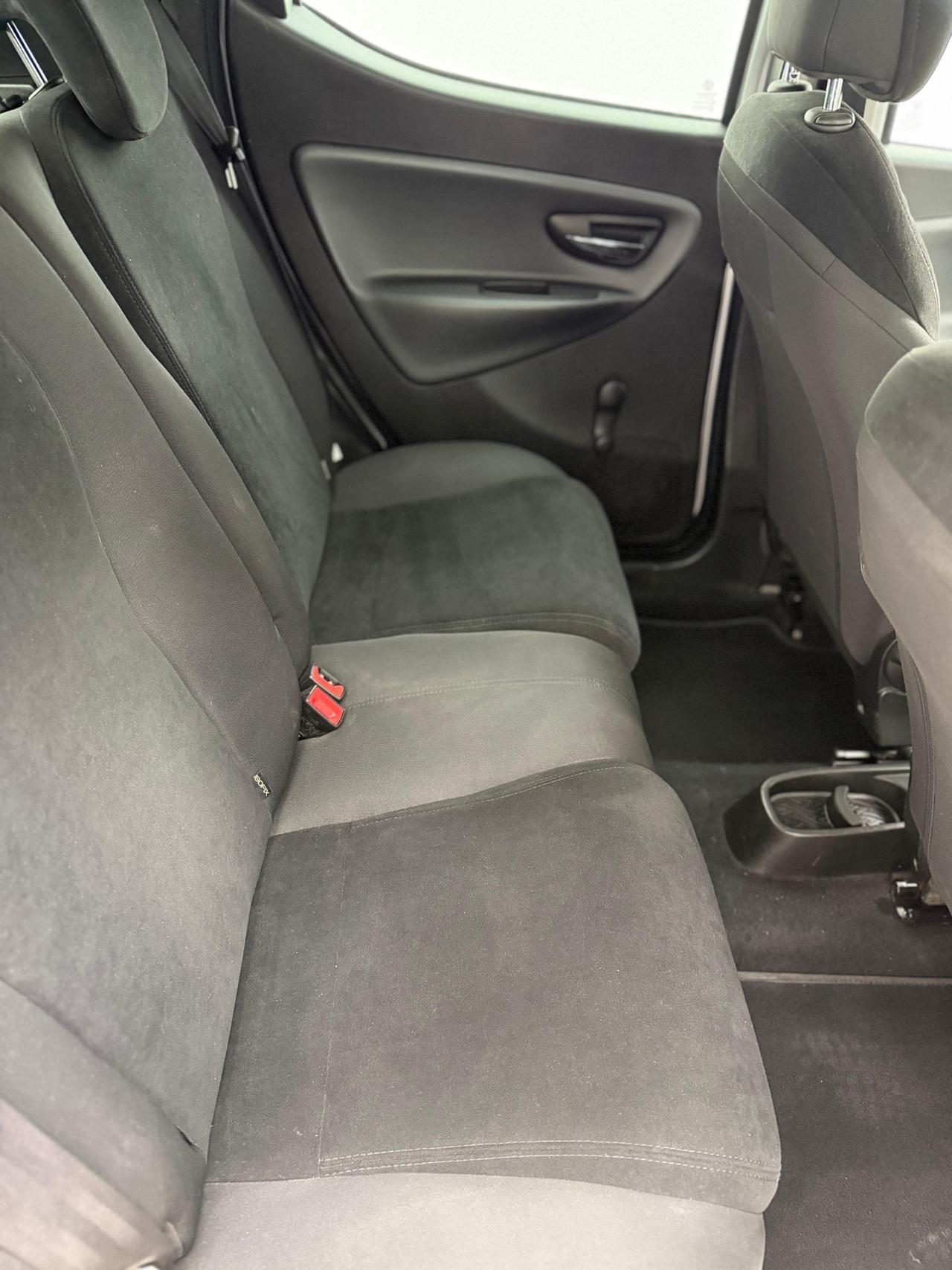 Lancia Ypsilon 0.9 TwinAir 85 CV 5 porte S&S Silver