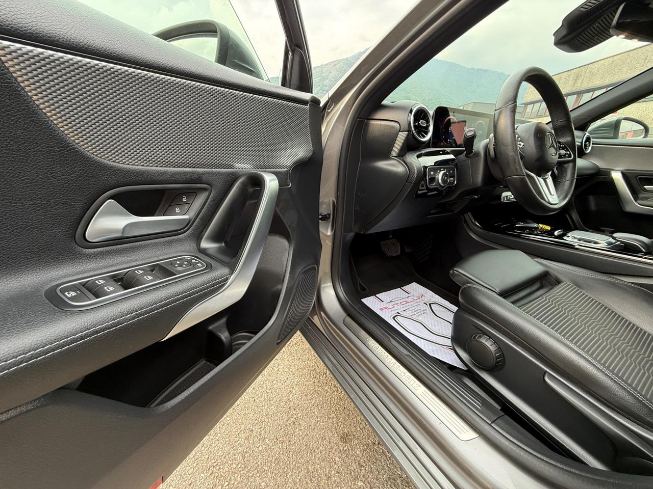 Mercedes-benz A 180BENZINA Automatic Premium NEOPATENTATI