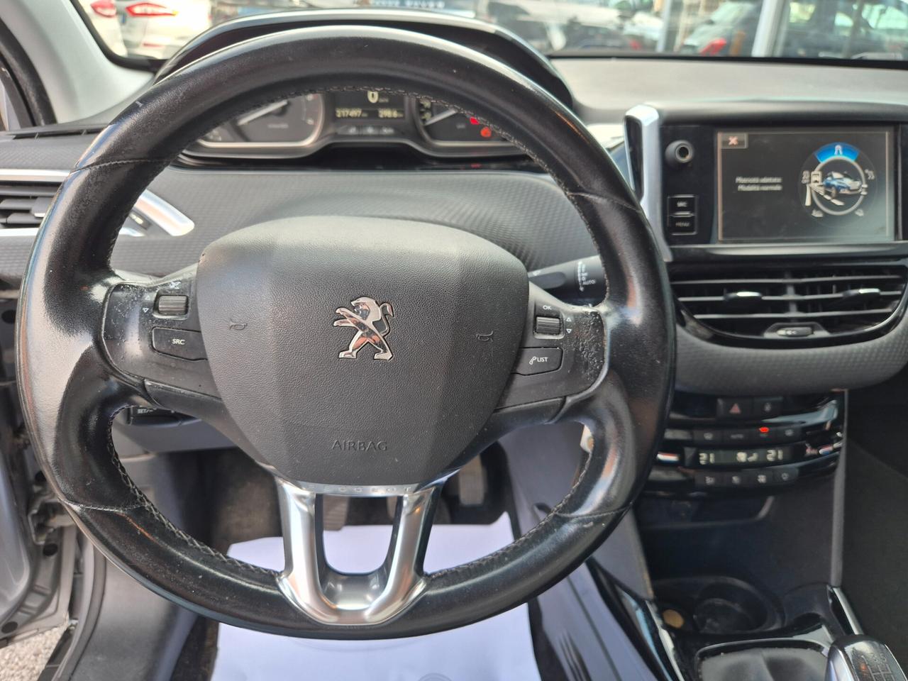 Peugeot 2008 BlueHDi 100 Allure