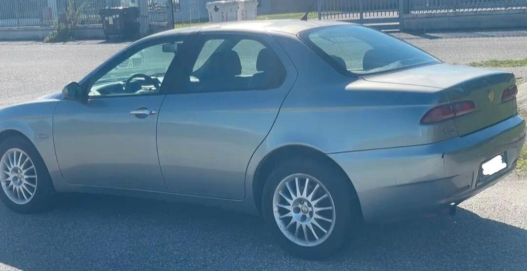 Alfa Romeo 156 Jtd 16 v