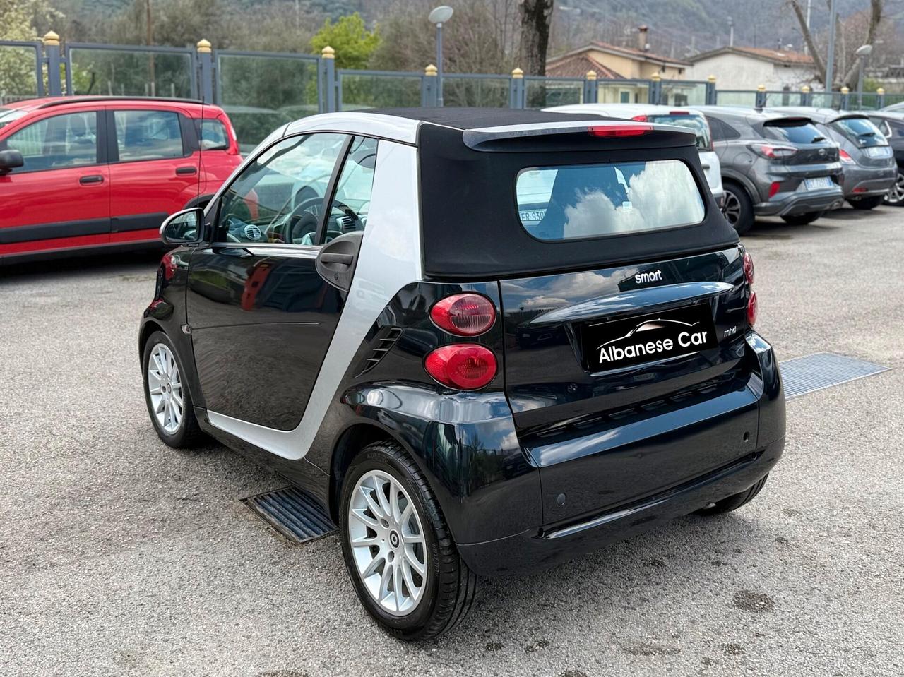 Smart ForTwo 1.0 MHD 70 CV Cabrio Passion
