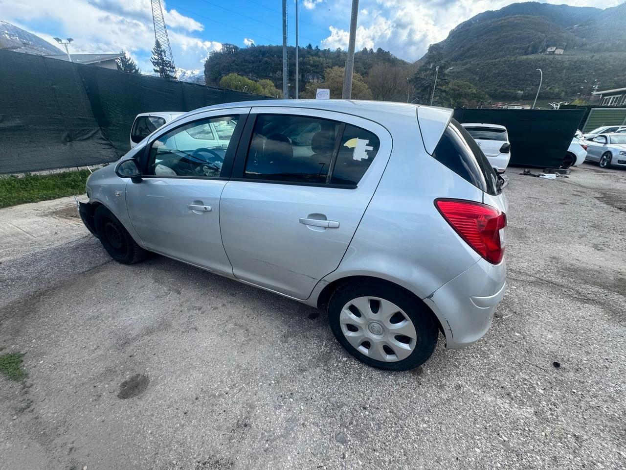 Opel Corsa 1.2 85CV 5 porte GPL-TECH Elective