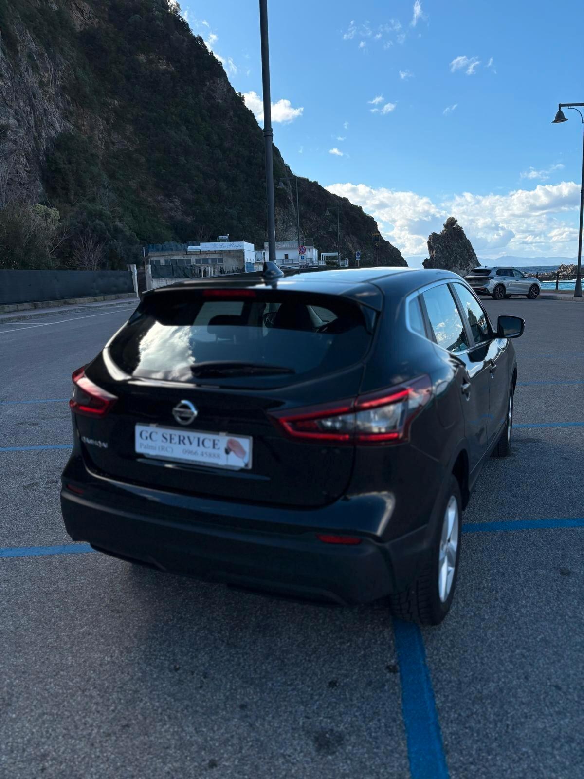 Nissan Qashqai 1.5 dCi 115 CV Business Black Friday