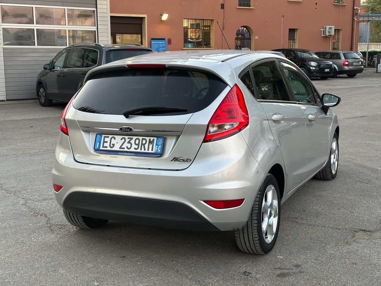 Ford Fiesta 1.4 5 porte Bz.- GPL Titanium