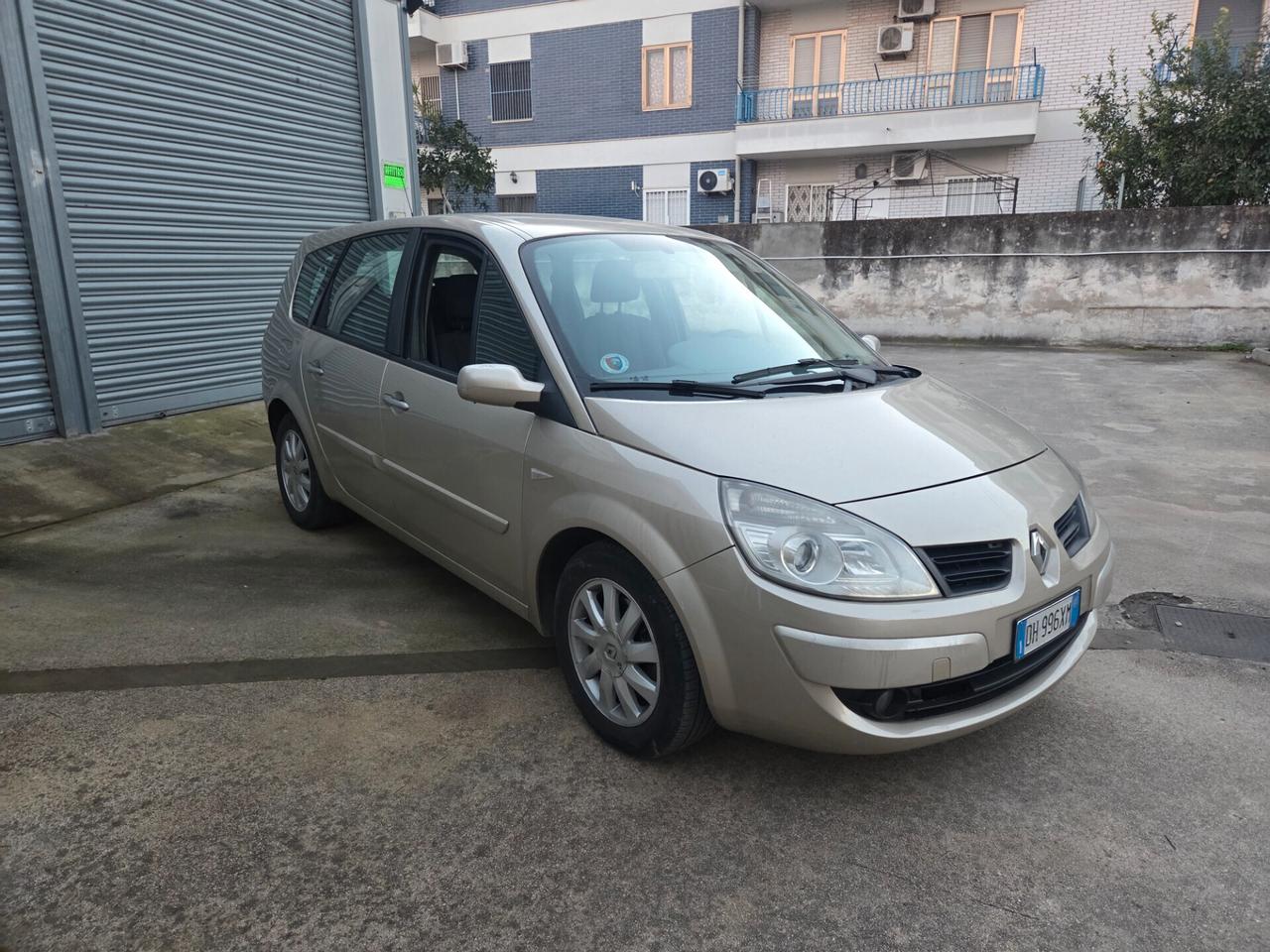 Renault Scenic Grand Scénic 1.5 dCi/105CV Dynamique
