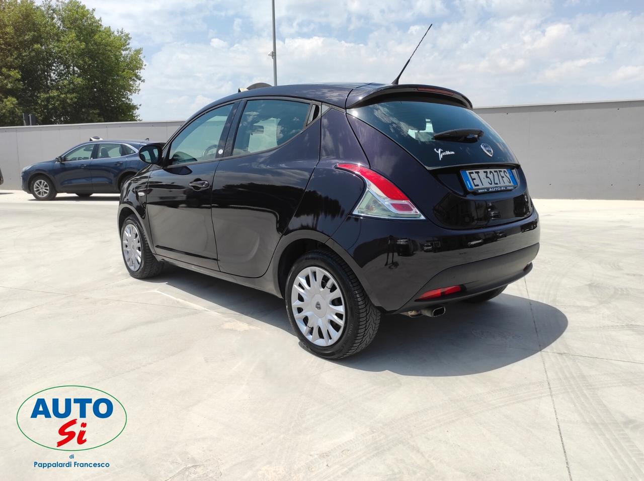 Lancia Ypsilon 1.2 Benz - 69cv NEOPATENTATI