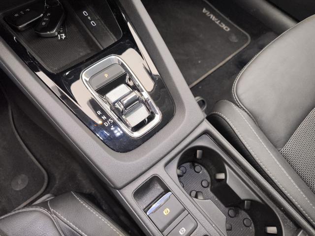 SKODA Octavia 2.0 tdi evo Style 150cv dsg