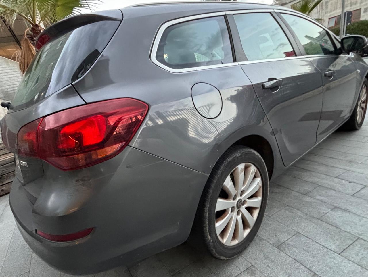 Opel Astra 1.7 CDTI 125CV Sports Tourer Cosmo