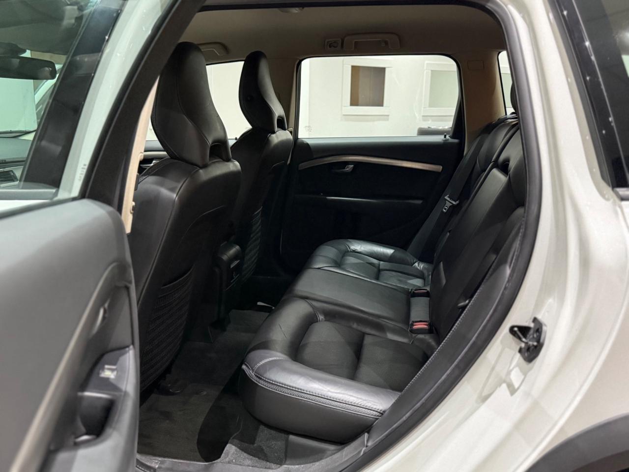 Volvo XC 70 D5 AWD 4x4 Gancio Traino Gommata