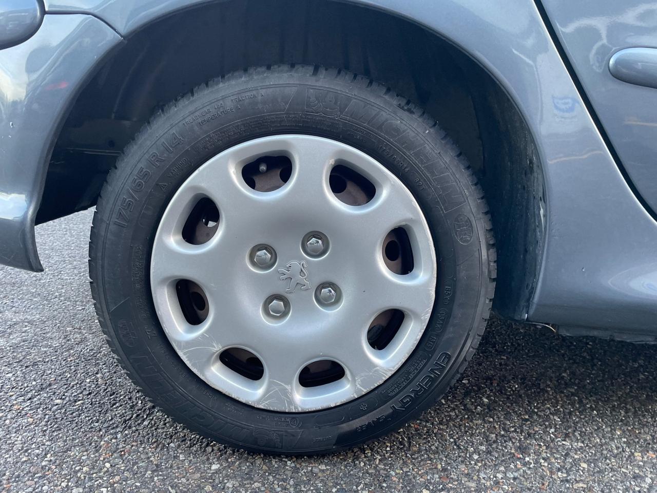 Peugeot 206 1.4 5p. Sweet Years*Neopatentati*