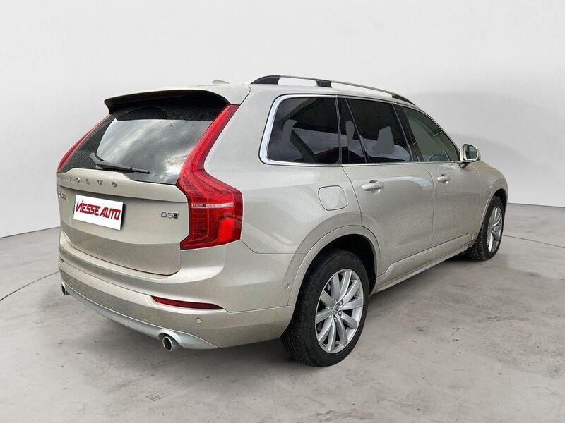 Volvo XC90 D5 AWD Geartronic 7 posti Momentum