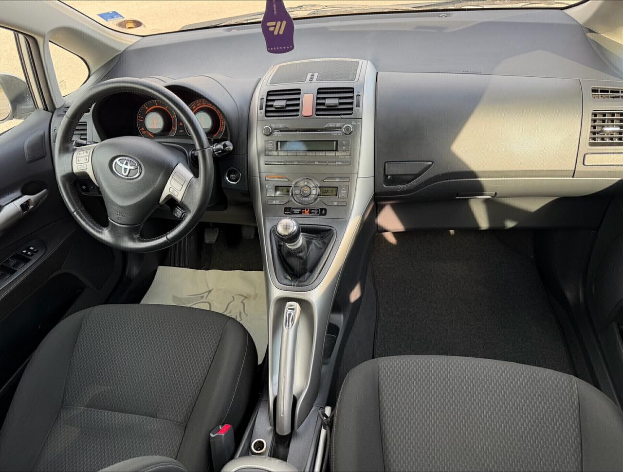 Toyota Auris 110 mila km garanzia 12 Mesi