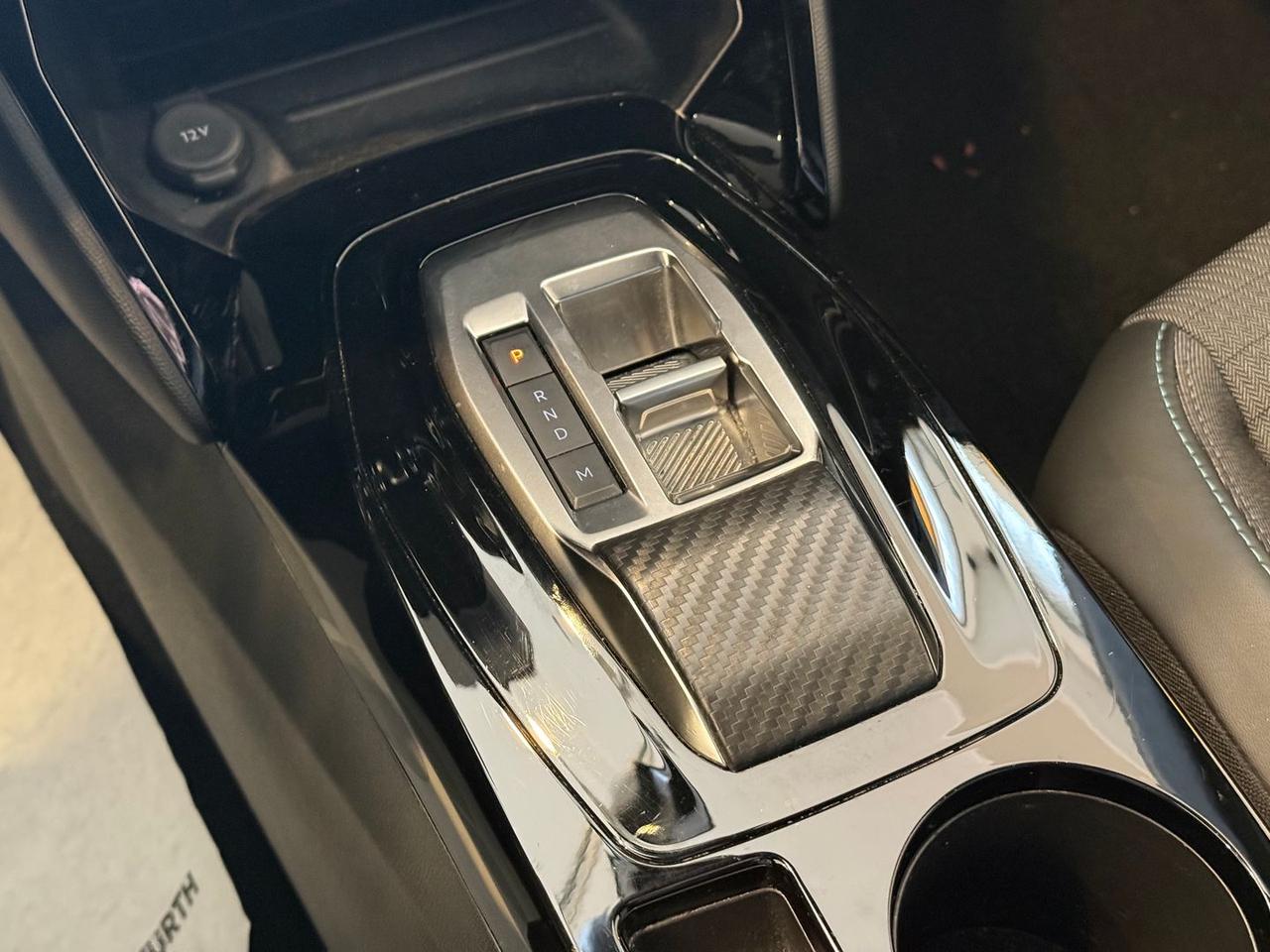 Peugeot 2008 Allure 1.2 PureTech 130 #8927