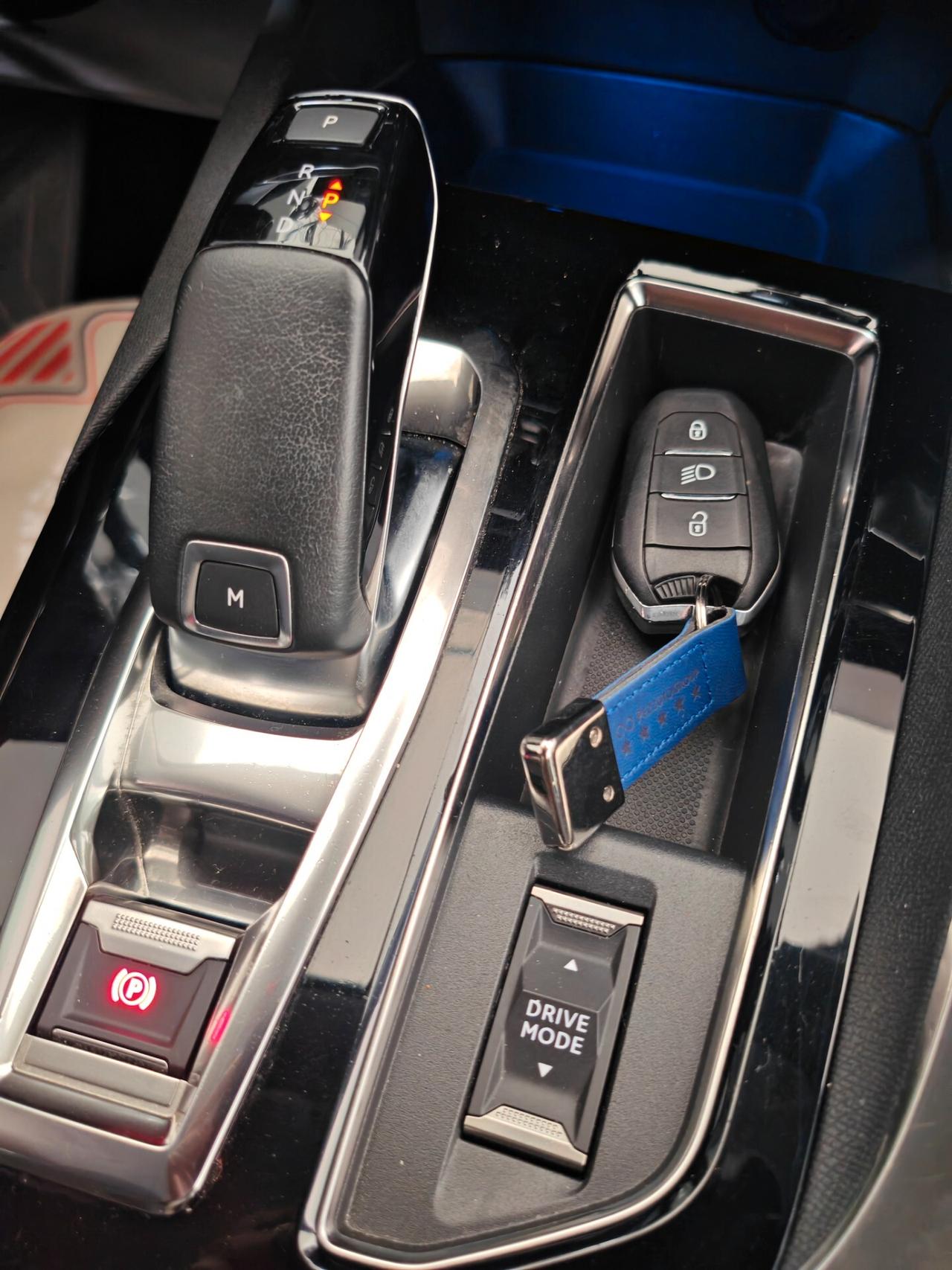 Peugeot 3008 BlueHDi 130 S&S EAT8 Allure