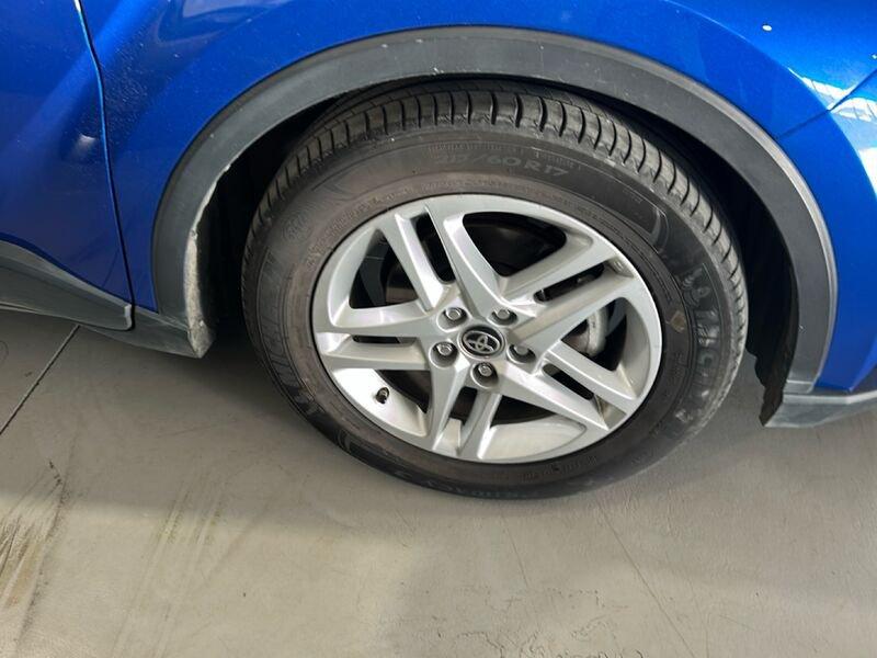 Toyota C-HR C-HR 1.8 Hybrid E-CVT Active