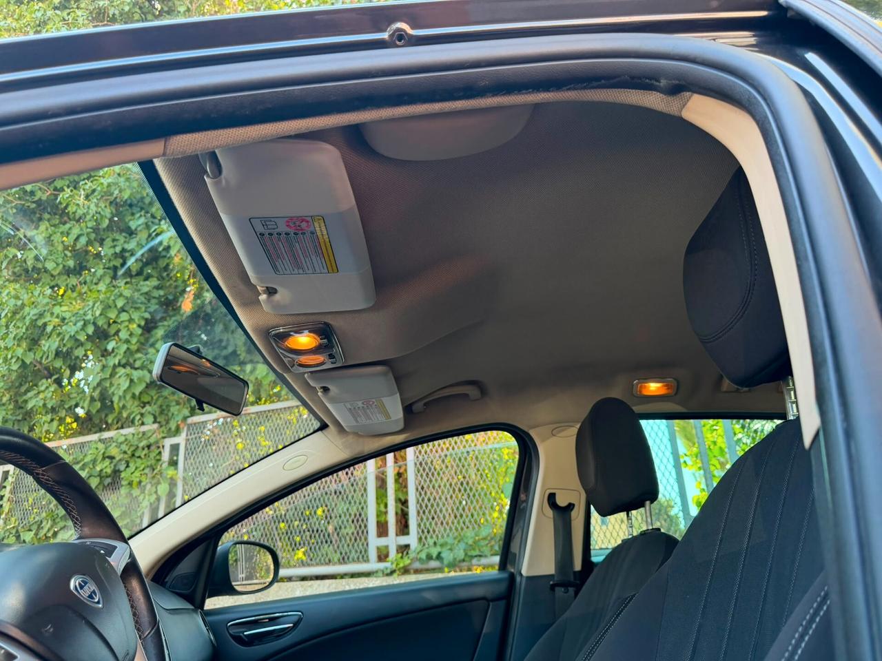Lancia Delta 1.6 MJT DPF Silver