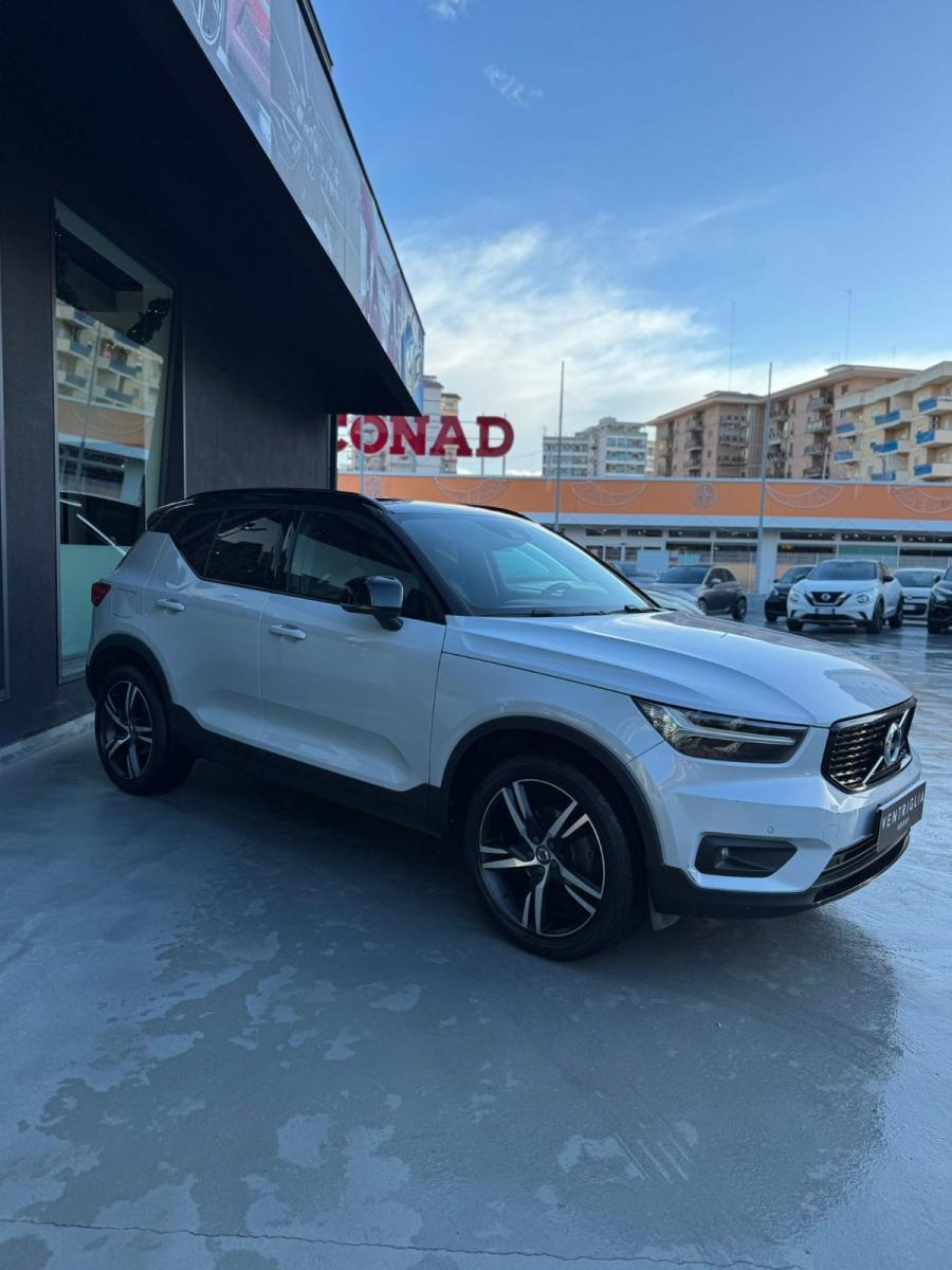 VOLVO - XC40 - D3 AWD Geartronic R-design