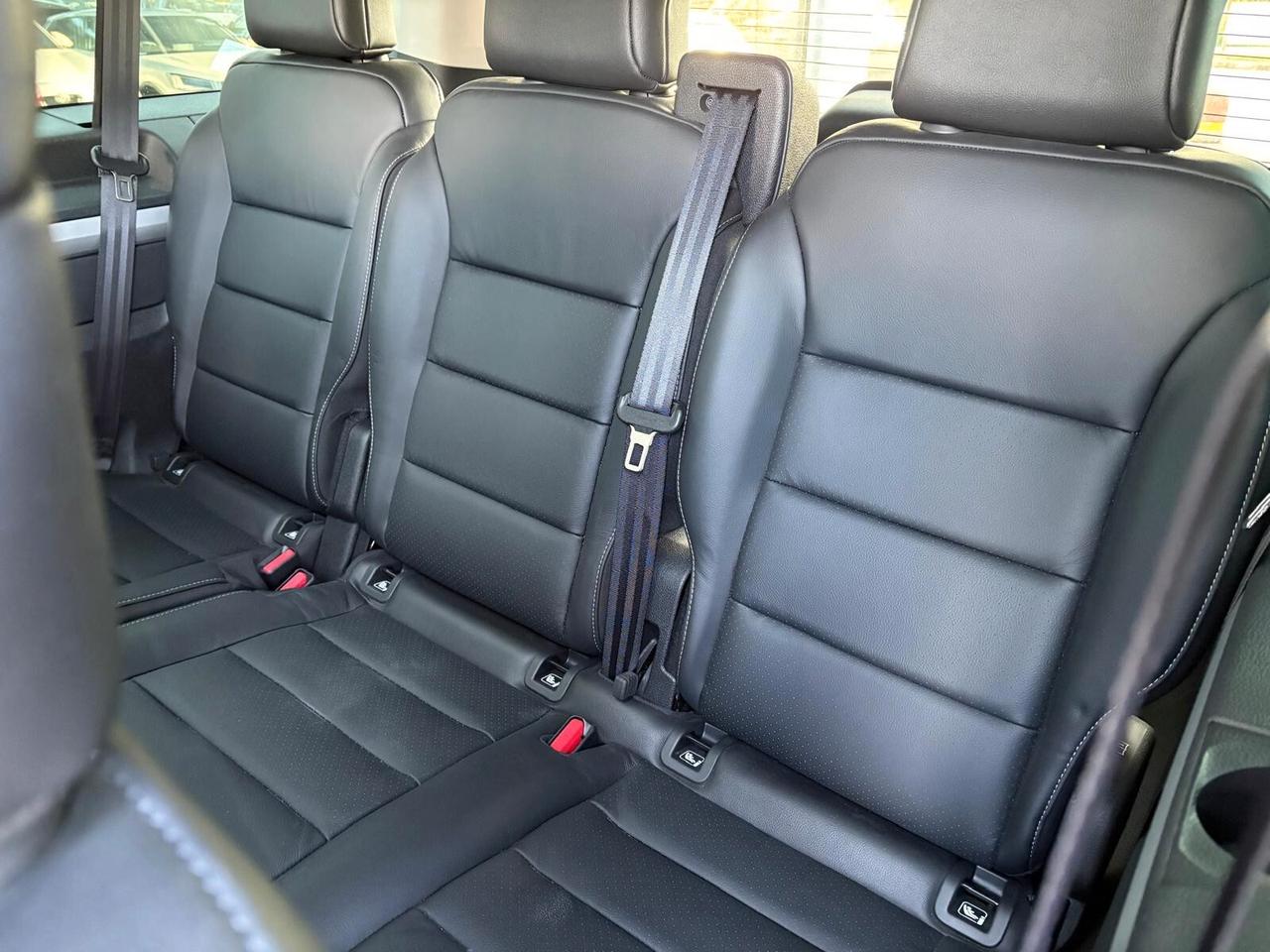 Peugeot Traveller BUSINESS VIP 75 kWh Long 8 posti SPOTICAR