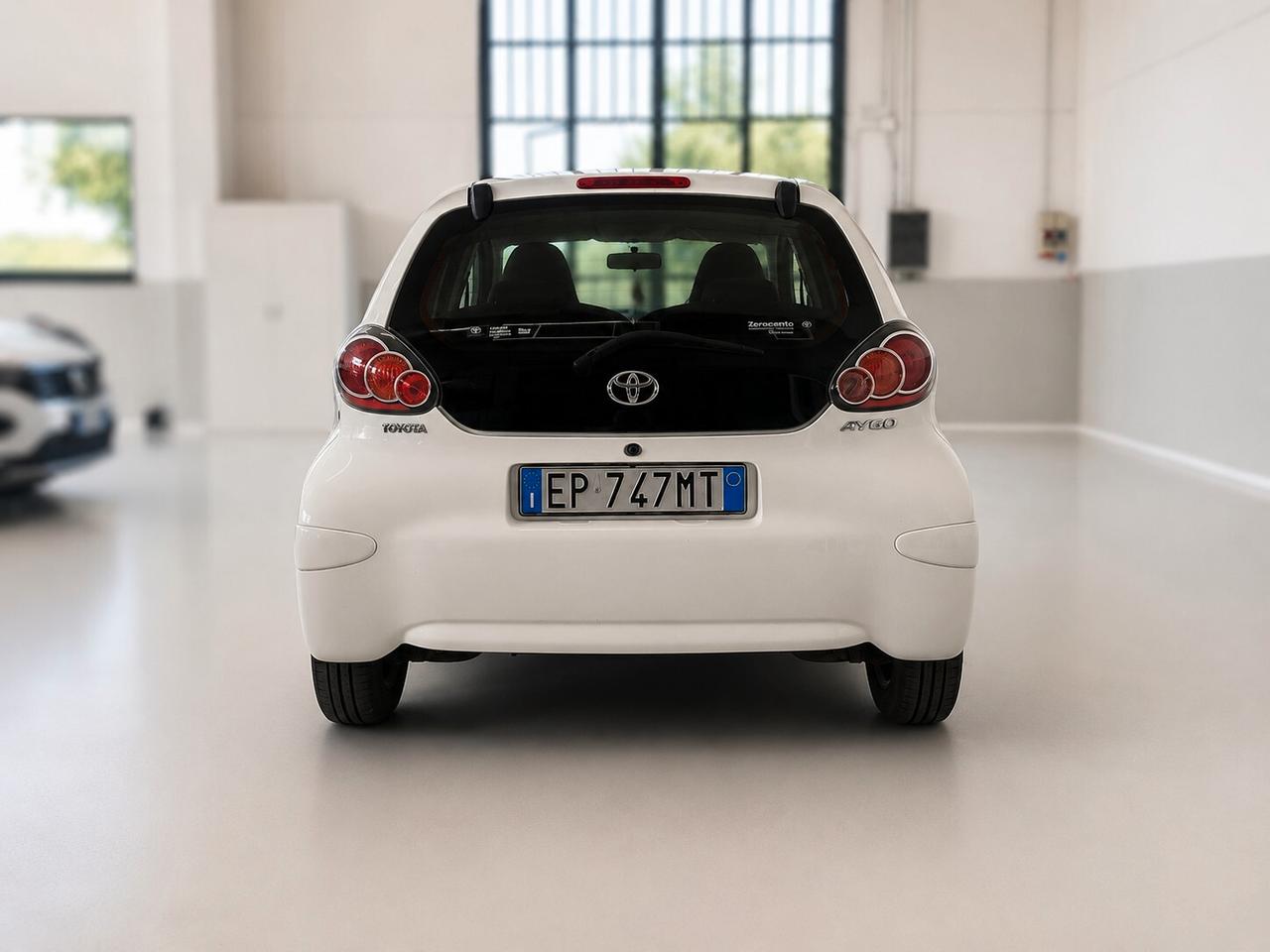 Toyota Aygo 1.0 12V VVT-i 5 porte Active Connect