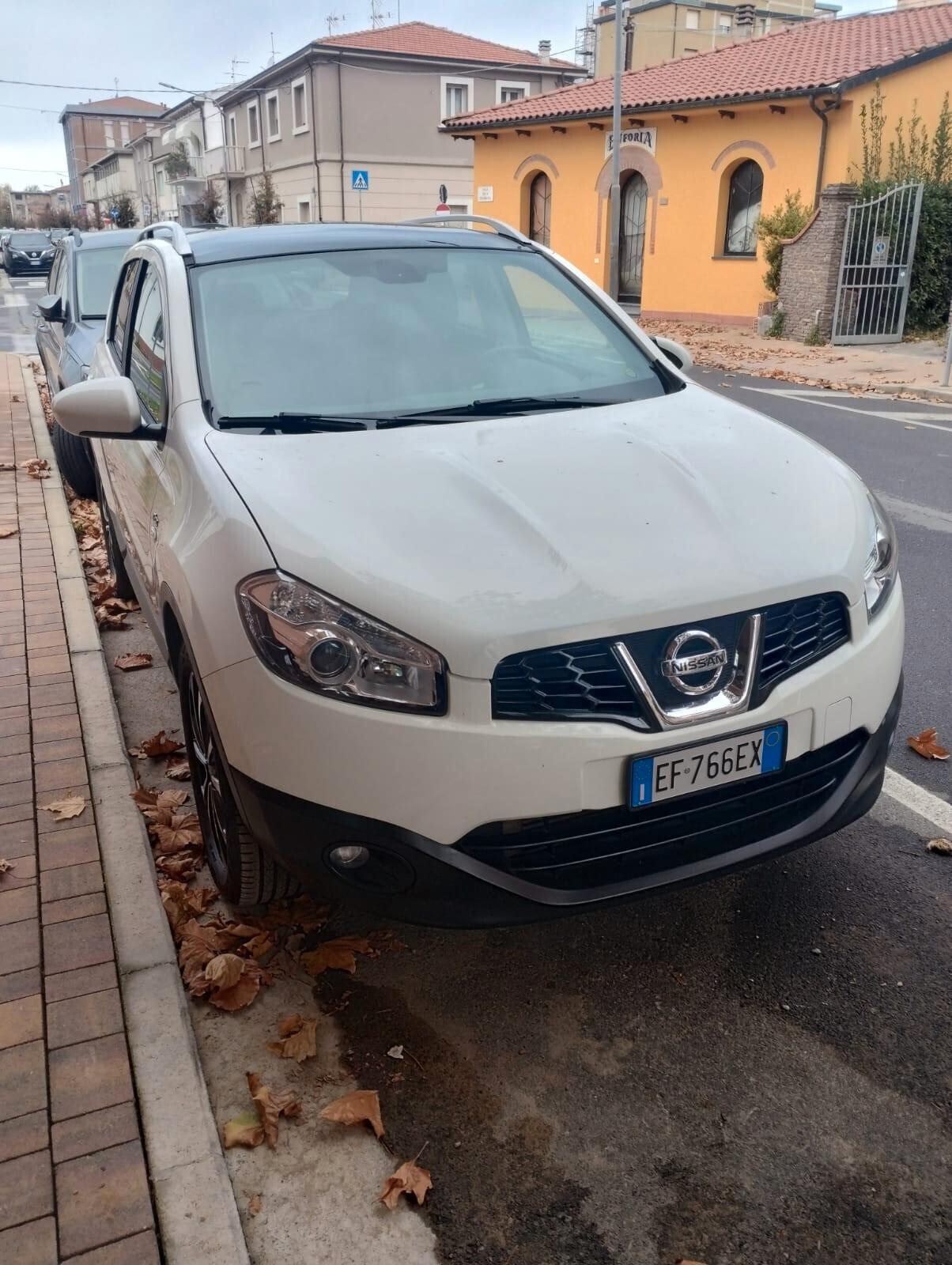 Nissan Qashqai 2.0 dCi DPF Tekna