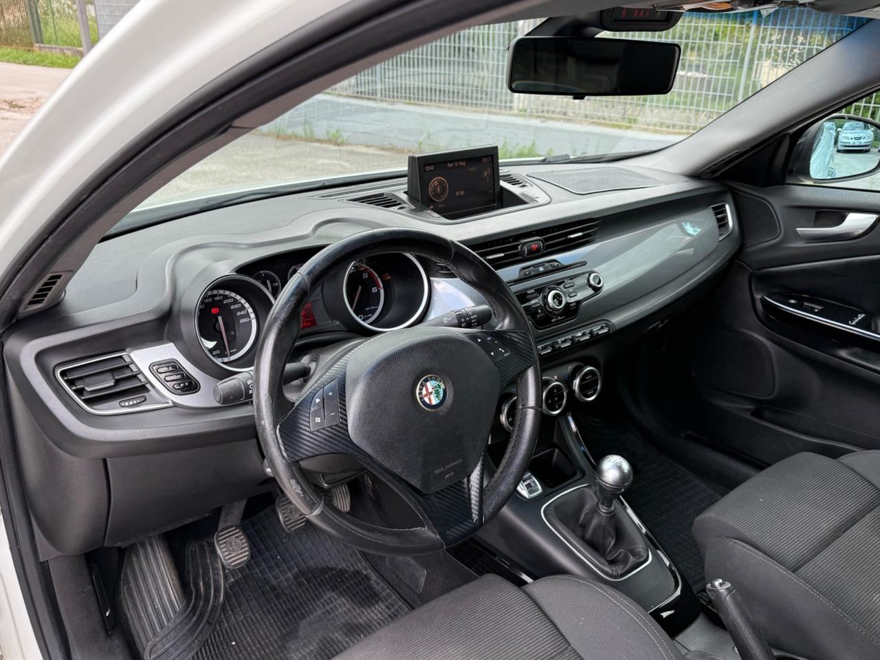 Alfa Romeo Giulietta 1.6 JTDm-2 105 CV Distinctive