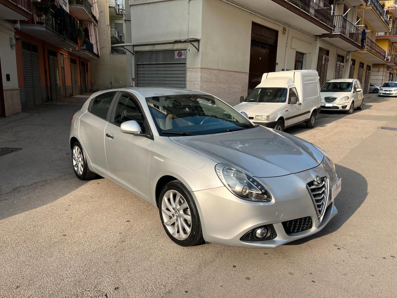 Alfa Romeo Giulietta 1.6 JTDm-2 105 CV Distinctive