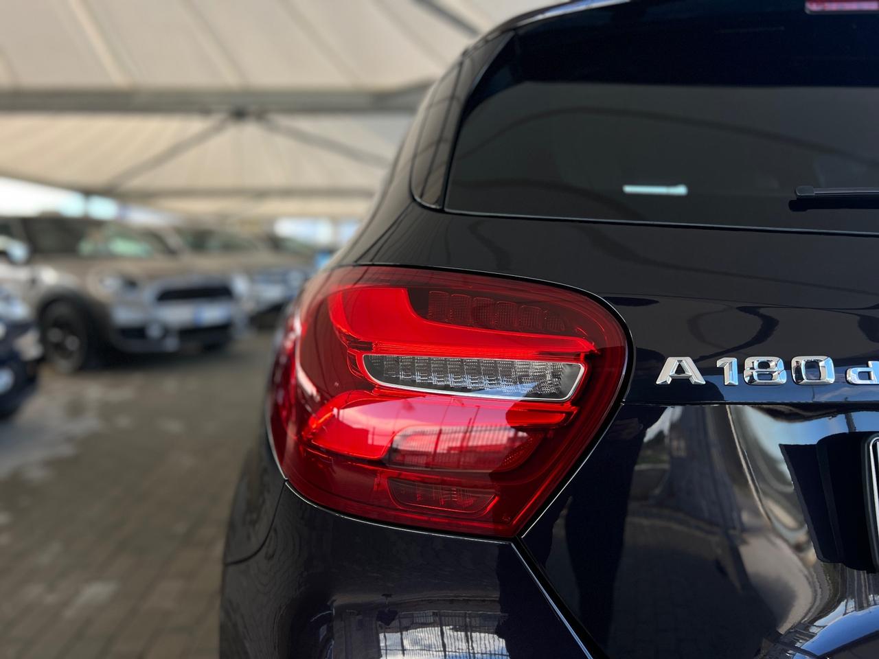 Mercedes-benz A 180 d Automatic Sport CRYSTAL GREY