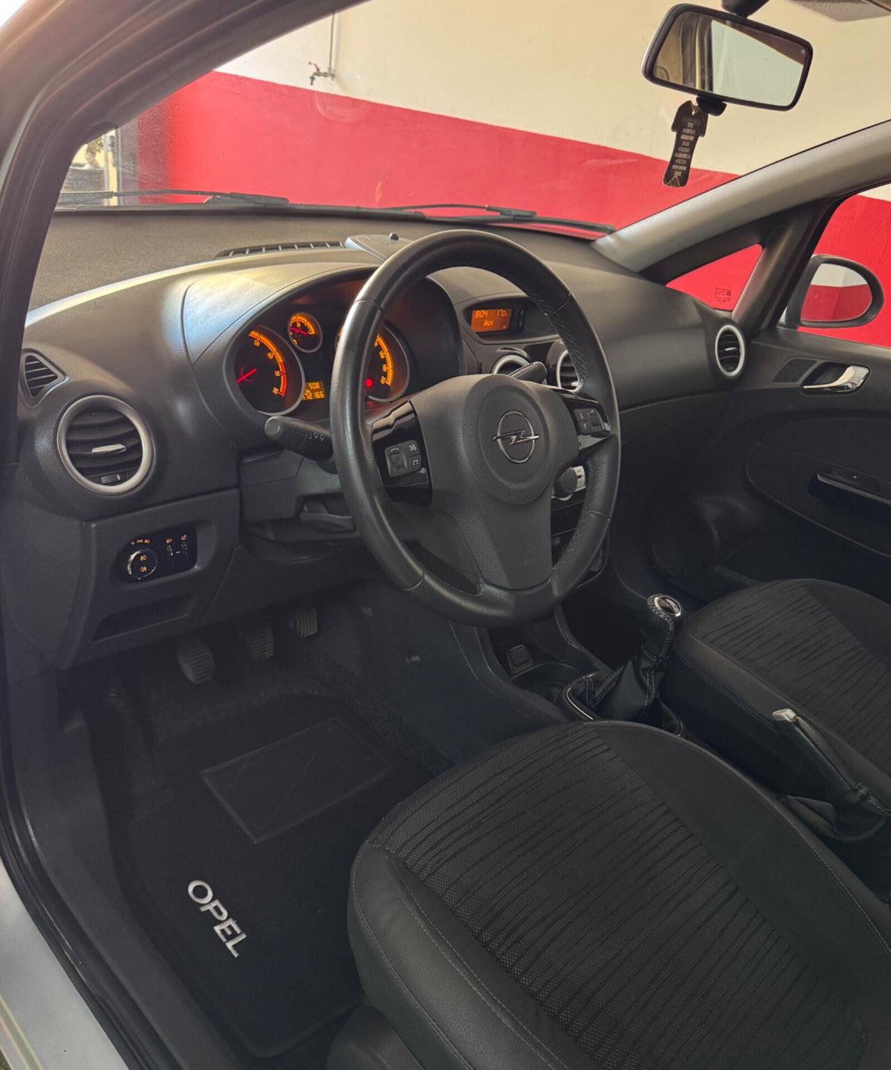 Opel Corsa 1.2 85CV 5 porte GPL-TECH Edition