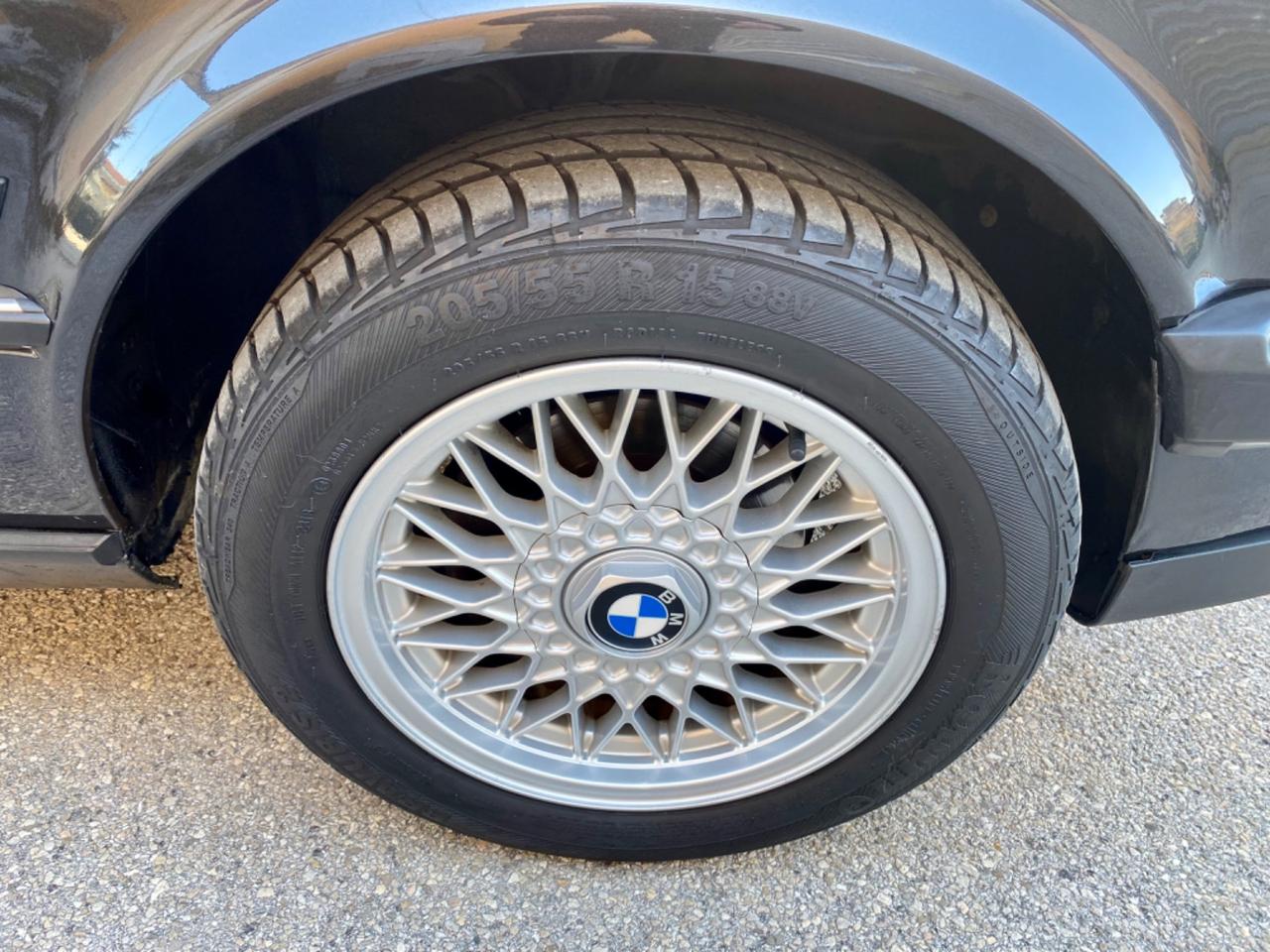 Bmw 320 BMW E30 320 I CABRIO