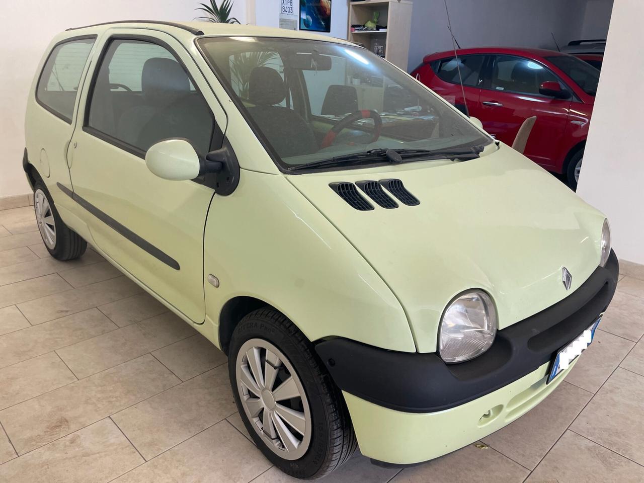 Renault Twingo 1.1 132.000KM! CLIMA,SERVOSTERZO TAGLIANDATA NEOPATENTATI