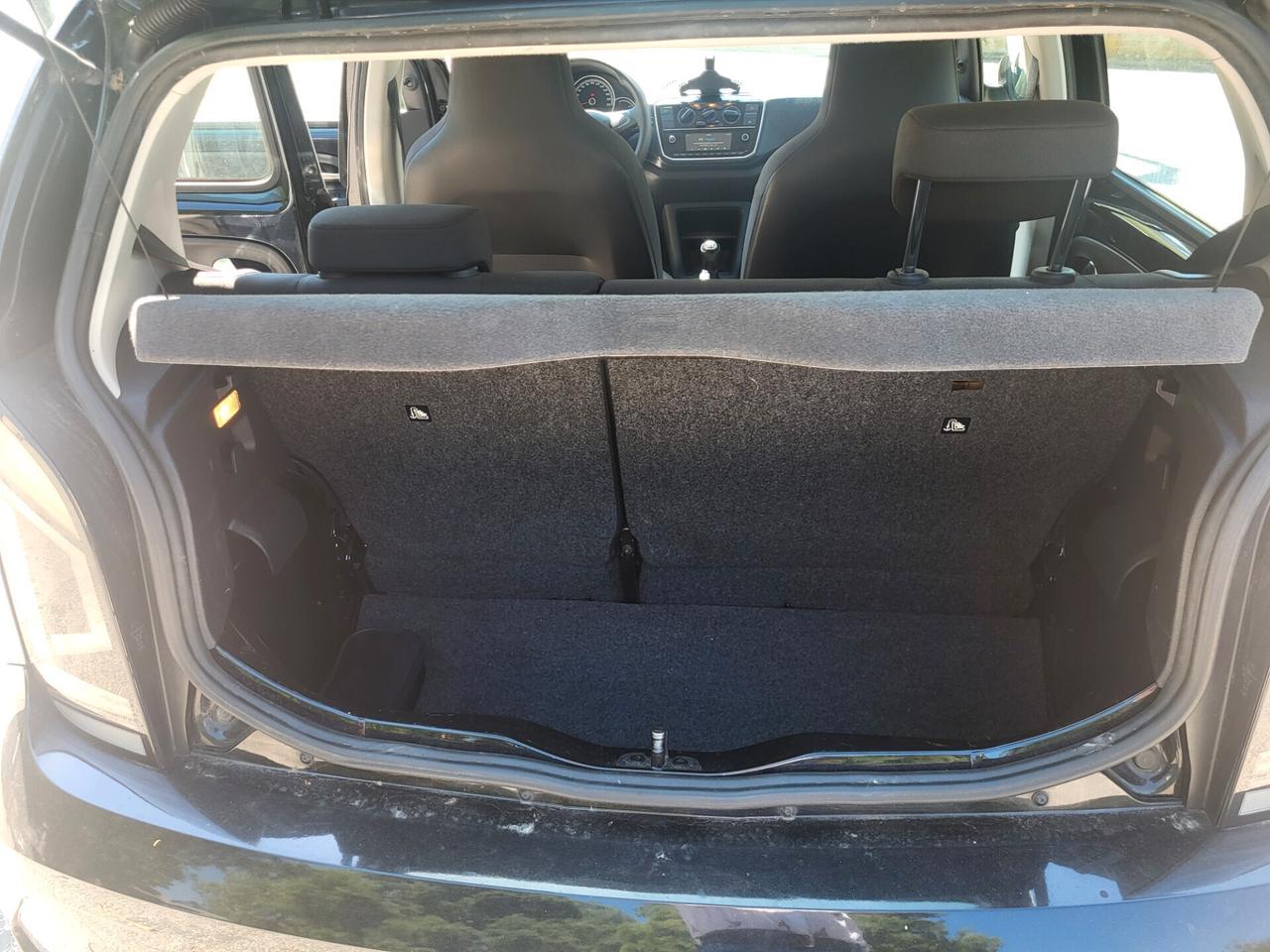 VOLKSWAGEN UP! ECO METANO-BOLLO 35 EURO-2 REVISIONI