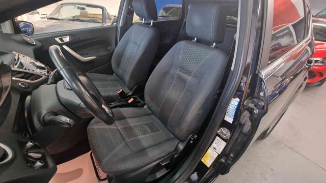 FORD Fiesta 1.4 TDCi 70CV 5 porte Titanium UNICO PROPRIETARIO