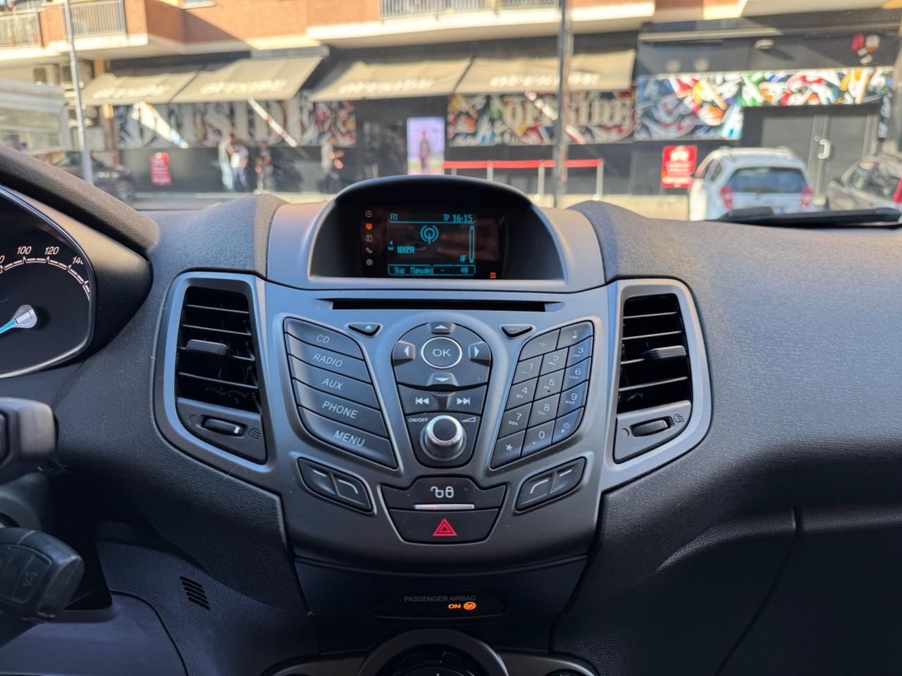 Ford Fiesta 1.4 5 porte GPL Business