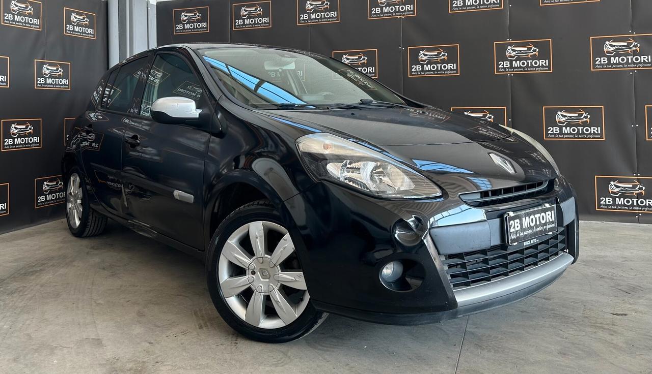 Renault Clio 1.2 16V 5 porte Dynamique