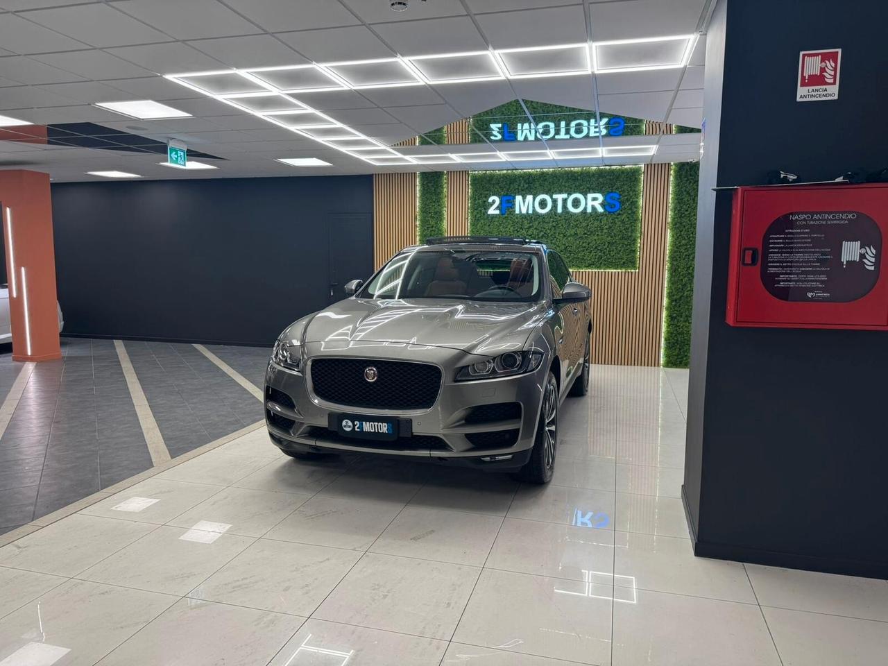 Jaguar F-Pace 3.0 D V6 300 CV AWD aut. Portfolio