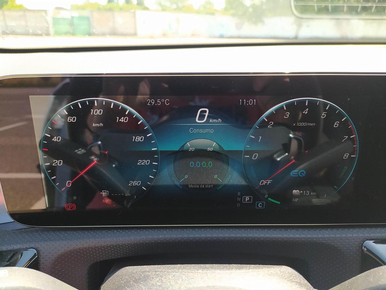 Mercedes-Benz EQA Premium A 250 E PHEV