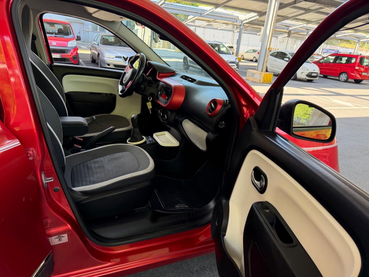 Renault Twingo 1.0 benzina 120.000 km - euro6 2016