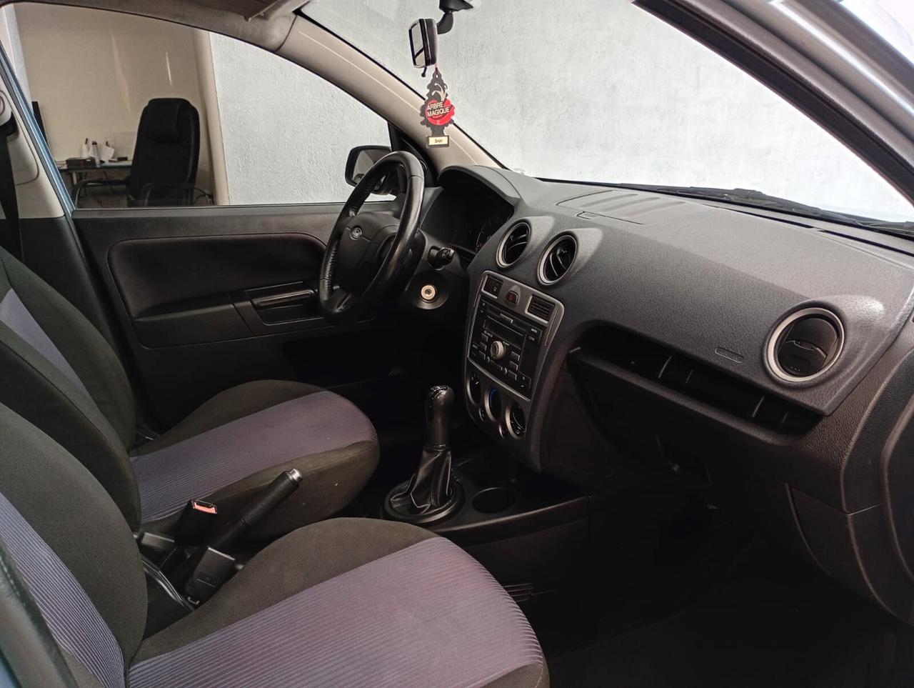 Ford Fusion 1.4 TDCi 5p. Collection