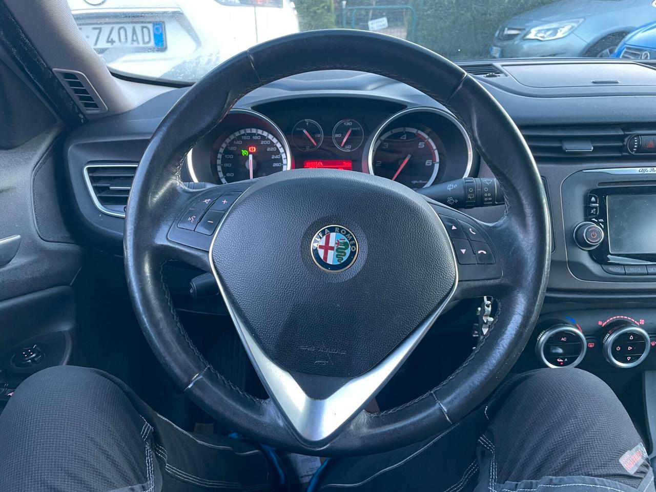 Alfa Romeo Giulietta 1.6 JTD 105 CV