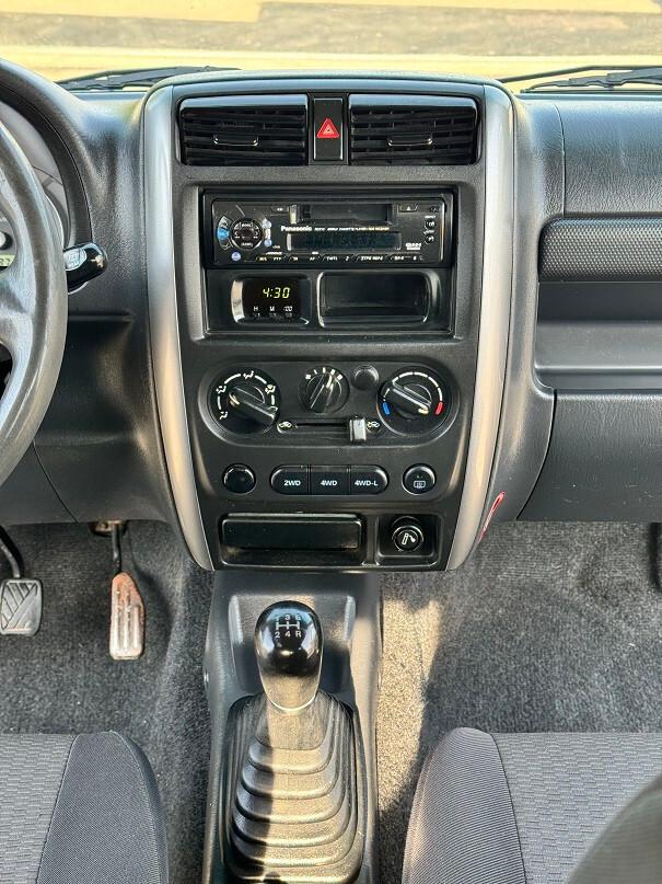 Suzuki Jimny 1.3 vvt Evolution 4wD