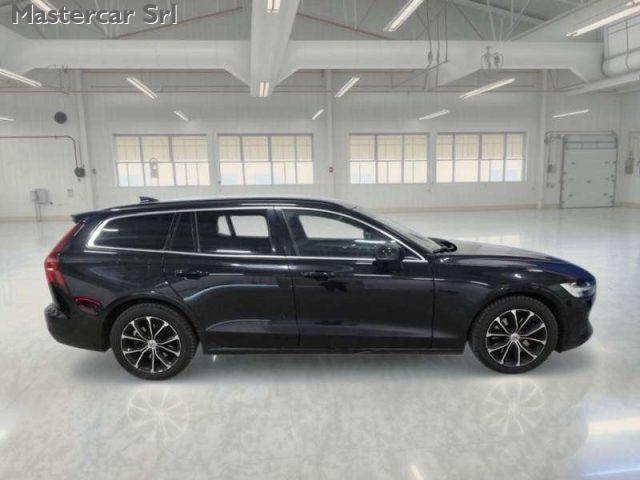 VOLVO V60 V60 2.0 b4 Momentum Business auto - GG456RN