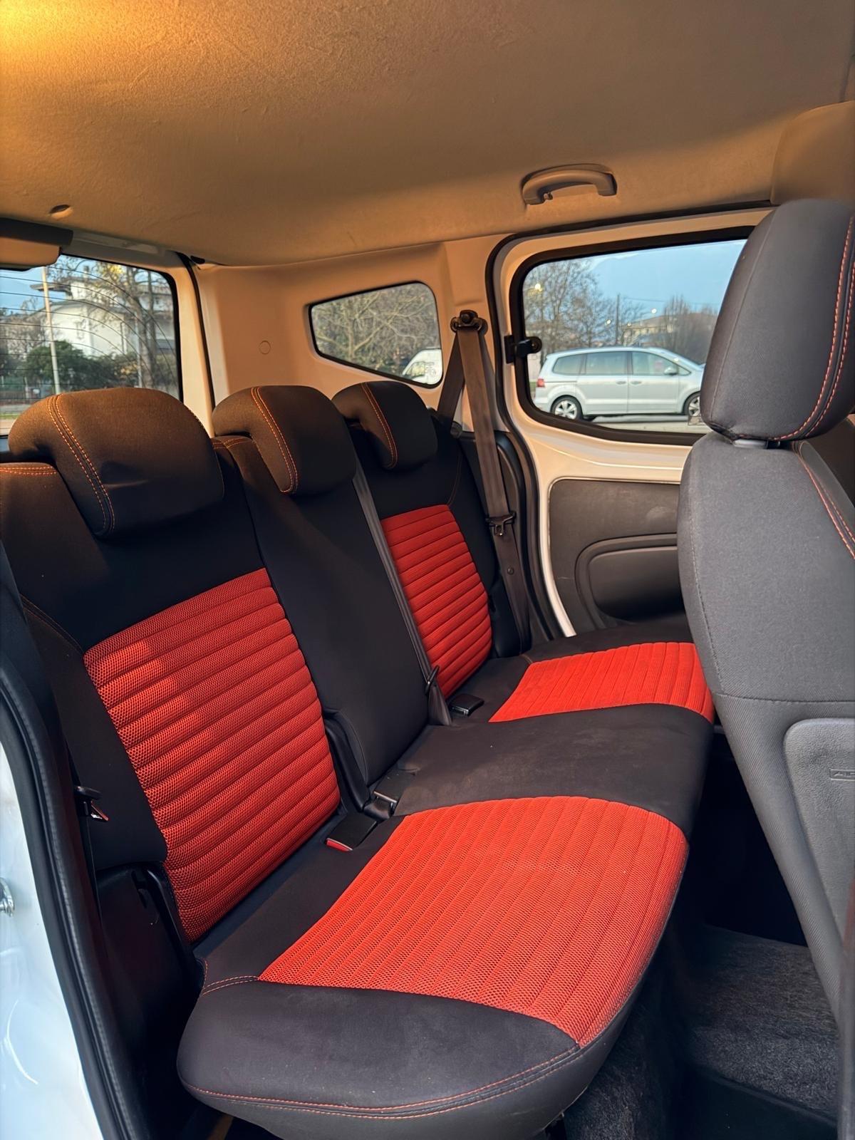 Fiat Qubo 1.3 MJT 95 CV Trekking