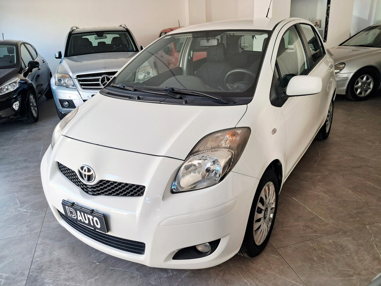 Toyota Yaris 1.3 5 porte