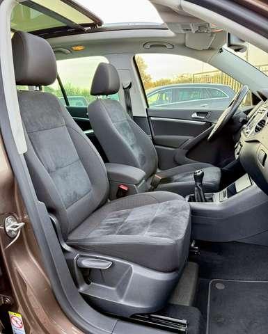 Volkswagen Tiguan 2.0 tdi bm Sport