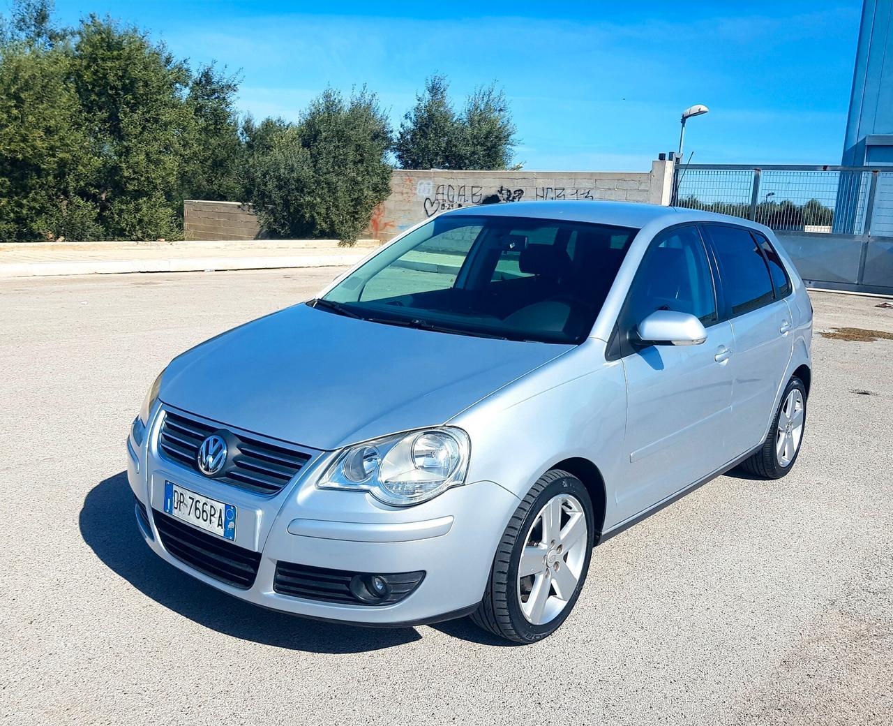 Volkswagen Polo 1.4/80CV TDI 5p. Sportline NEOPATENTATI Motore Nuovo con GARANZIA