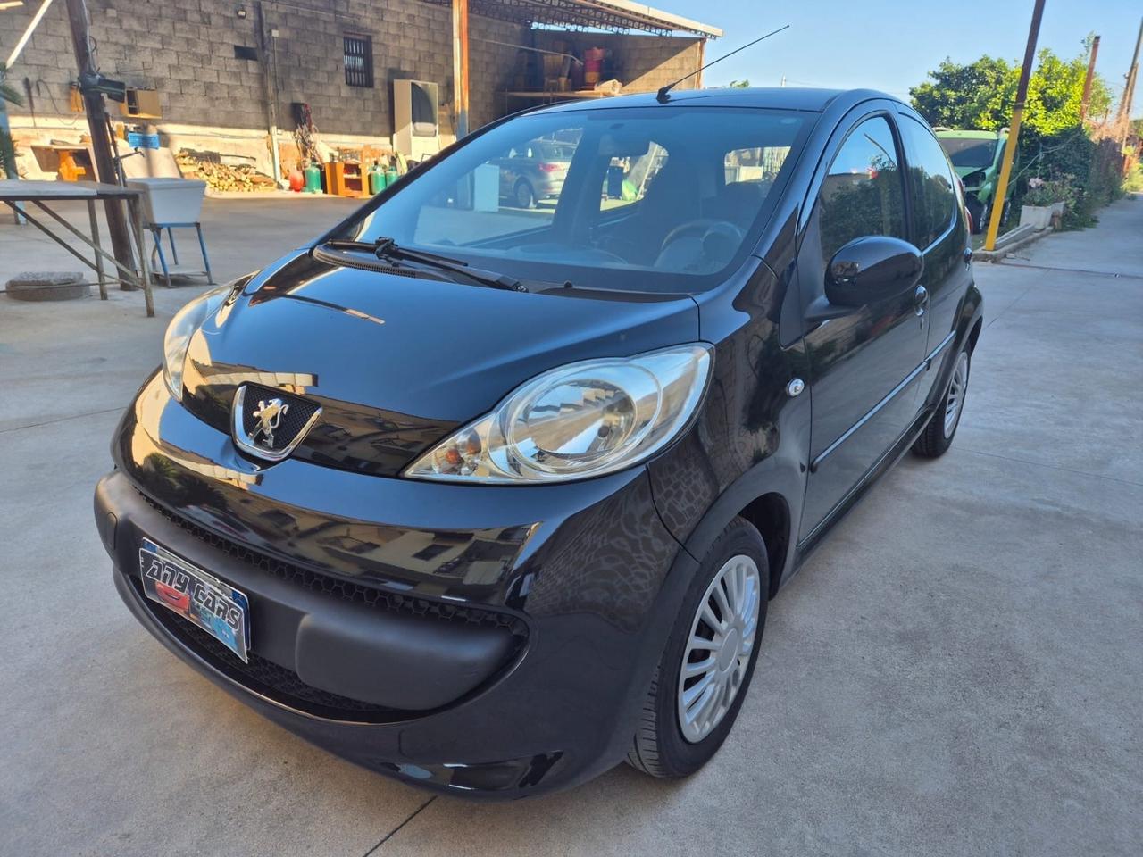 Peugeot 107 1.4 HDi 5p. Sweet Years